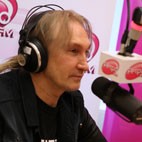 Александр Иванов - российский рок-певец, автор песен, лидер группы «Рондо».
